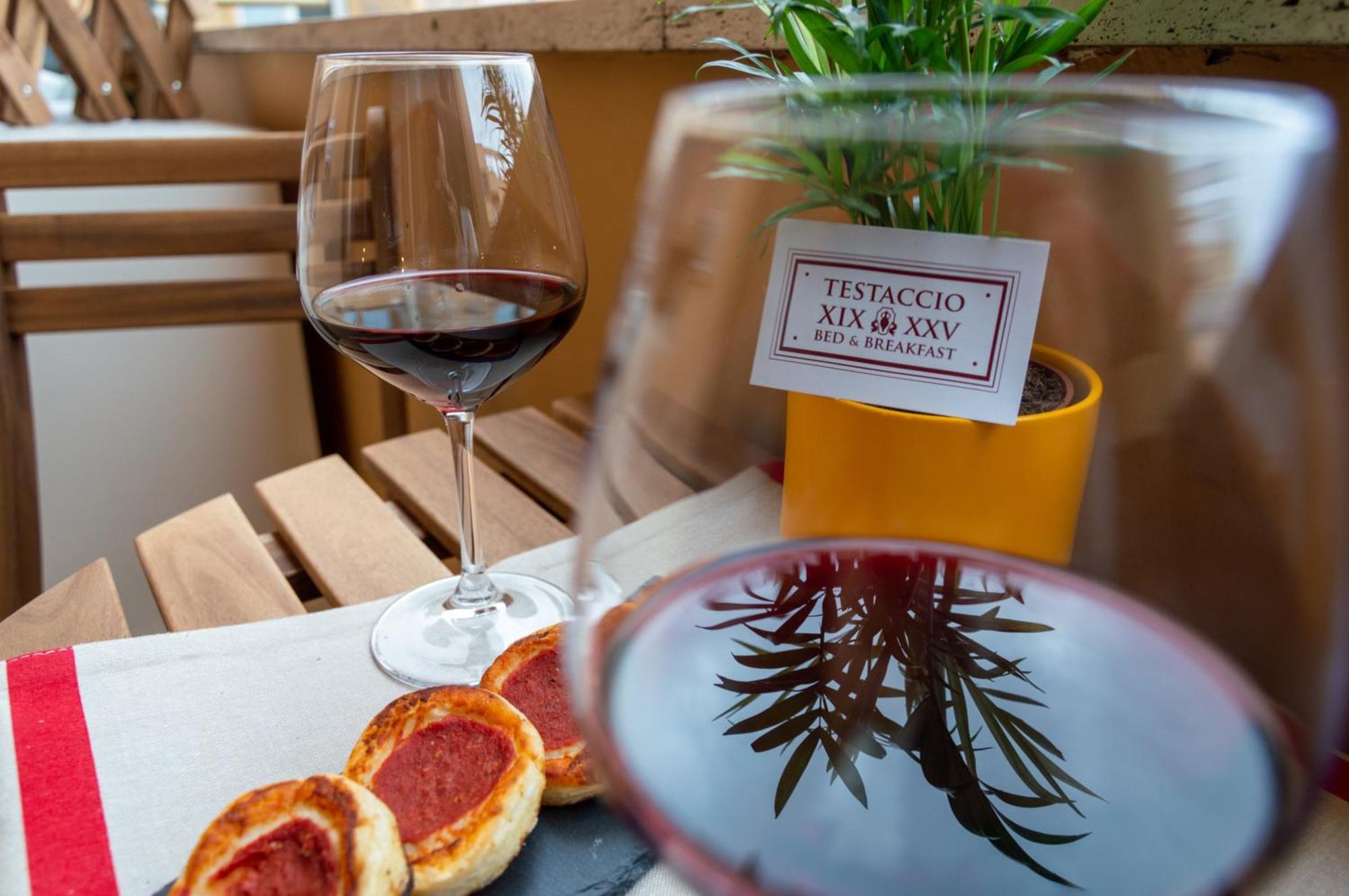 Testaccio Xix-Xxv Bed And Breakfast 罗马 外观 照片