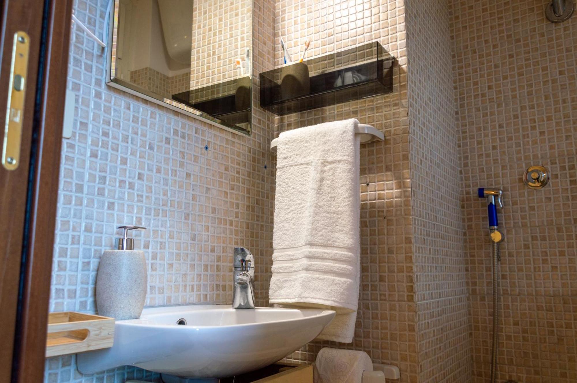 Testaccio Xix-Xxv Bed And Breakfast 罗马 外观 照片
